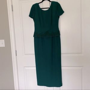 Green Donna Morgan Semi Formal Dress Size 8